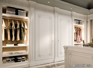 9700 - Custom wooden walk-in wardrobe with integrated lighting _ Bellotti Ezio