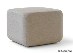 BOBBAN - Upholstered square fabric pouf _ Blå Station