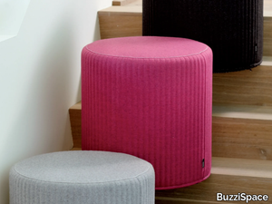 BuzziSpot - Upholstered felt pouf _ BuzziSpace