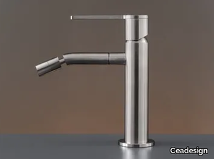 INNOVO INV02 - Deck mounted mixer with swivelling spout _ Ceadesign