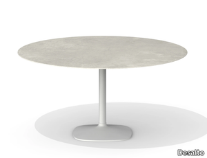 ELLIS - Round ceramic table _ Desalto