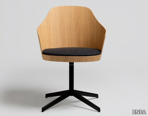 KAIAK CONFIDENT - With 4-spoke base oak chair with integrated cushion _ ENEA