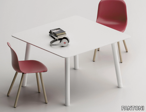 WOODS - Square meeting table _ FANTONI