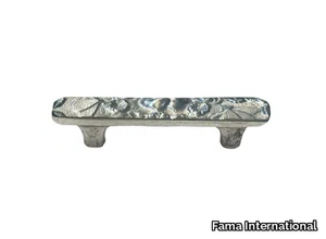 FLOWER DPM FL13 - Brass furniture handle _ Fama International