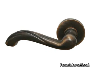 GAUDIUM MG3082 - Bronze door handle on rose _ Fama International