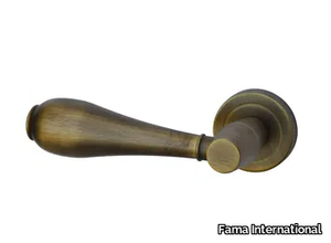 ITALIAN DESIGN - HARMONY - Door handle on rose _ Fama International