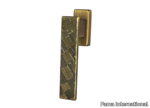 IRIS-DK - DK brass window handle on rose _ Fama International