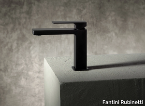 MINT - F004 - Countertop 1 hole washbasin mixer _ Fantini Rubinetti