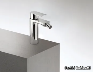 MYO - V608 - 1 hole bidet mixer _ Fantini Rubinetti