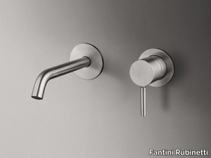 NOSTROMO SMALL - G913B+M011A - Wall-mounted washbasin mixer _ Fantini Rubinetti