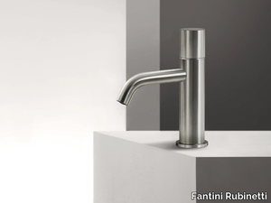 NOSTROMO SMALL - G904WF - Single handle washbasin mixer with flow limiter _ Fantini Rubinetti