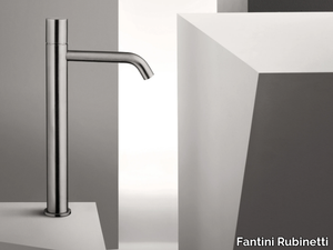 NOSTROMO SMALL - G906WF - Single handle washbasin mixer with flow limiter _ Fantini Rubinetti