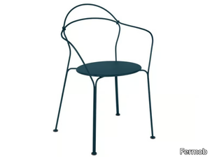 AIRLOOP - Steel garden chair with armrests _ Fermob