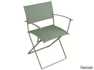 PLEIN AIR - Folding steel garden chair with armrests _ Fermob