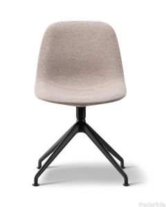 Eyes Swivel Chair