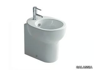 M2 45 - Ceramic bidet _ GALASSIA