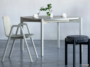 NAKU - Round wooden dining table _ Inno