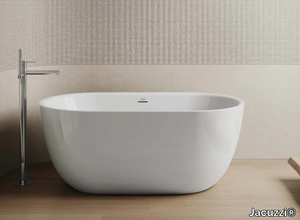 CHIC - Freestanding oval acrylic bathtub _ Jacuzzi®