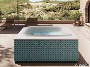 SKYLOUNGE® - Hydromassage bathtub with chromotherapy _ Jacuzzi®