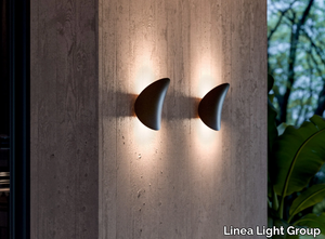 ALBA - LED adjustable powder coated aluminium Outdoor wall Lamp _ Linea Light Group