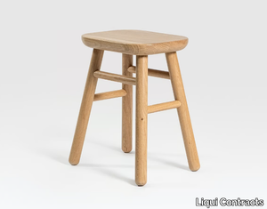 JASPER - Low oak stool _ Liqui Contracts