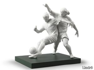 CHAMPIONS TEAM FOOTBALLERS - Porcelain decorative object _ Lladró