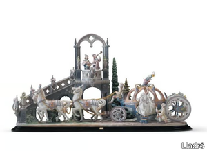 CINDERELLA'S ARRIVAL - Porcelain decorative object _ Lladró