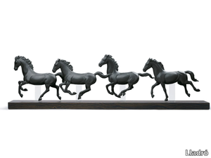 GALLOPING HERD HORSES - Porcelain sculpture _ Lladró