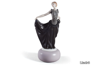 HAUTE ALLURE EXQUISITE CREATION WOMAN - Porcelain decorative object _ Lladró