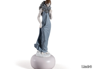 SOPHISTICATED ELEGANCE WOMAN - Porcelain decorative object _ Lladró