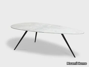 EGGE CARRARA - Low triangular marble coffee table _ Maami Home