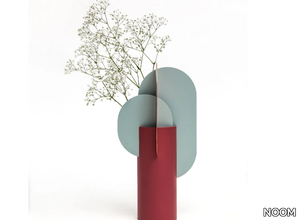 EKSTER CS1 - Metal vase _ NOOM