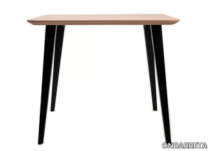 BOB 75 - Square beech table _ ONDARRETA