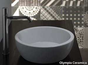 TONDO - Countertop round ceramic washbasin _ Olympia Ceramica