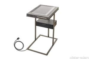 Collec(t)able - FPA 508-Collec(t)able sofa table with usb port