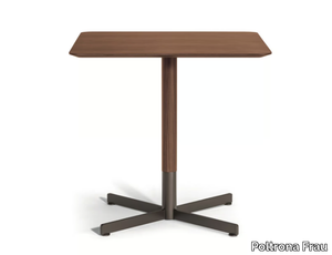 BOB BISTROT - Square walnut table with 4-star base _ Poltrona Frau