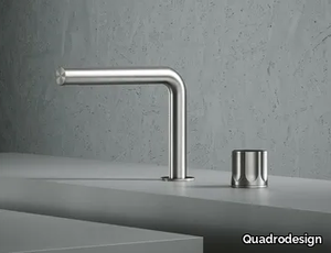 MODO 17 07 - Countertop hydroprogressive washbasin mixer _ Quadrodesign