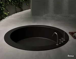 ROTONDA MAXI - Round built-in Corian® bathtub _ Rexa