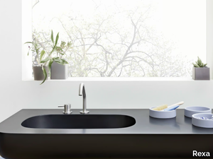 ESPERANTO with beauty shelf - Corian® washbasin with integrated countertop _ Rexa