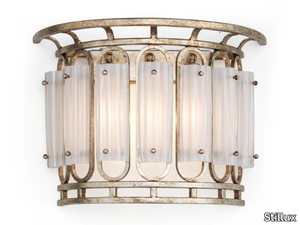 NEW DIRECTIONS 20719 - Metal and blown glass wall light _ Stillux