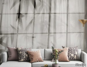 BAMBOO BEHIND THE CURTAIN - Wallpaper with floral pattern _ Studijo