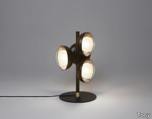 MUSE - Direct light metal table lamp _ Tooy