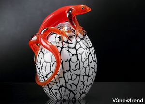 SMALL EGG WITH GEKO - Glass decorative object _ VGnewtrend