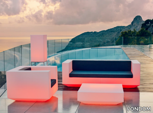 VELA - Garden sofa with light _ VONDOM