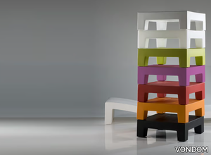 JUT - Resin side table _ VONDOM