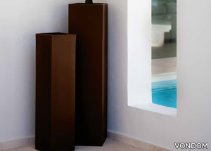 TORRE CUADRADA - High polyethylene garden vase with Light _ VONDOM