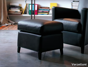 CALVINO - Leather pouf with removable lining _ Verzelloni