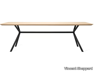 ELIAS - Rectangular oak dining table and steel base _ Vincent Sheppard