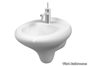 ISTANBUL - Wall-hung ceramic bidet _ VitrA Bathrooms