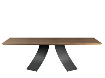 wooden-table-eforma-635347-reld0b8b89a.jpg